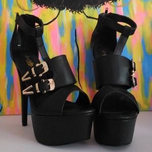 Charlotte Russe Sz 9 Platform Heel